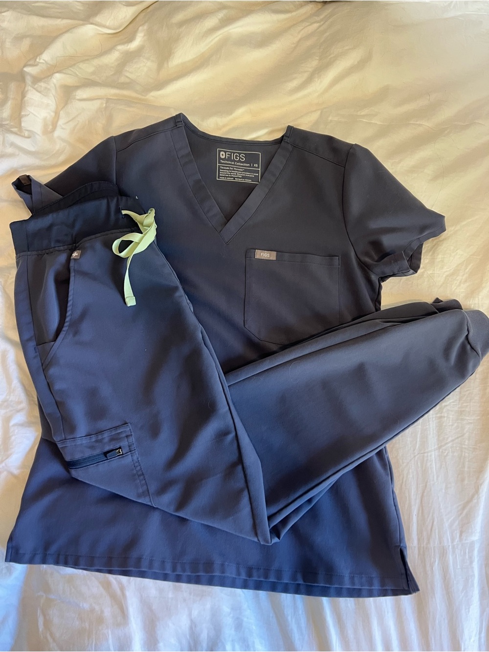 FIGS Women's Space Navy Scrub Top & Jogger Pants with Mint Drawstring